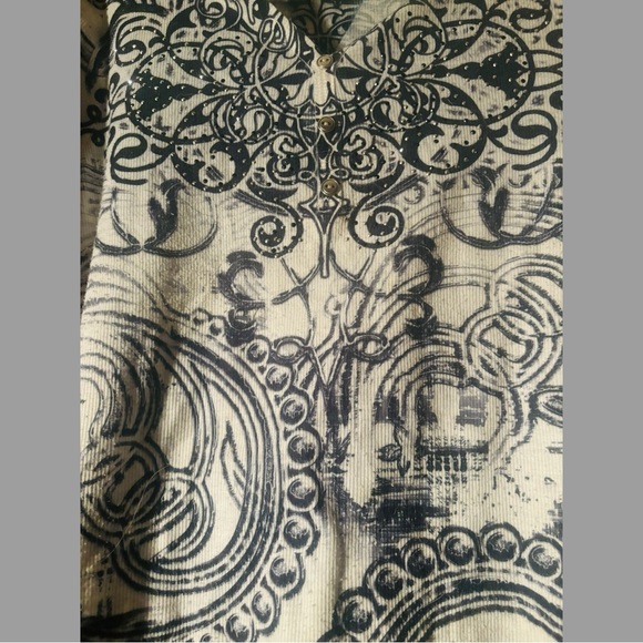 Studded top - Picture 2 of 4